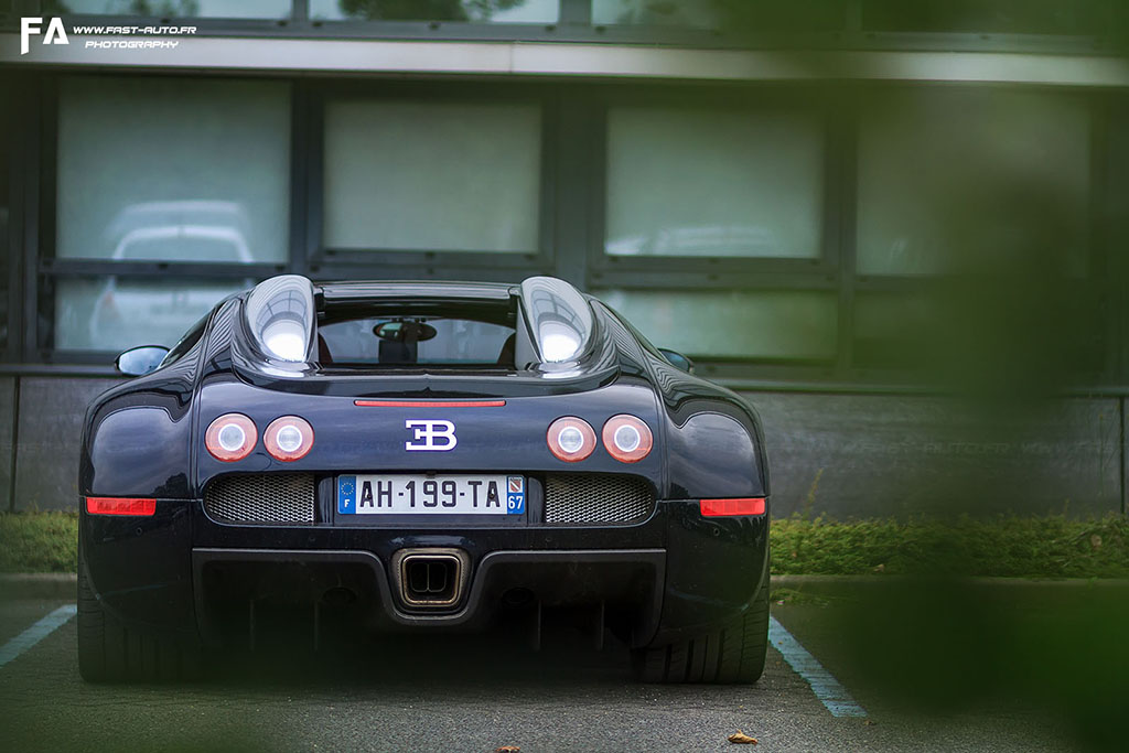 Bugatti Veyron Grand Sport GS - 24 Heures du Mans 2013.jpg